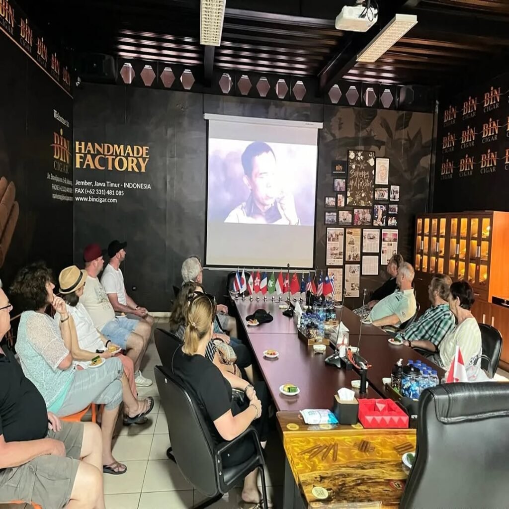 kunjungan singkat wisatawan jerman ke bin cigar 2